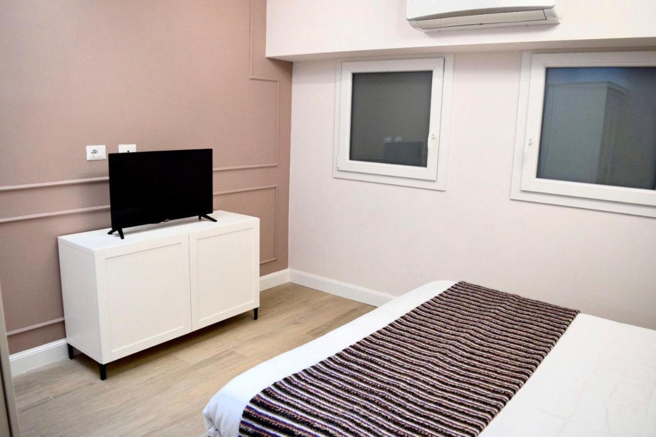 Guest House Domus Gratia Russo Ρώμη Εξωτερικό φωτογραφία